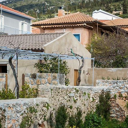 Villa Daniela - Saint Nikolas Retreat Faraklata Esterno foto
